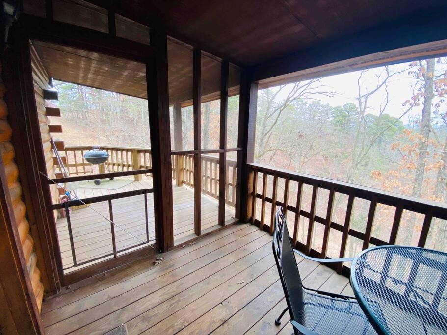 The Loft At Bear Mountain Log Cabins Eureka Springs Dış mekan fotoğraf