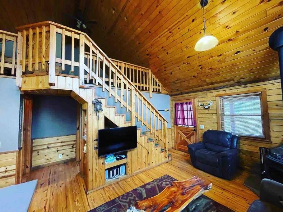 The Loft At Bear Mountain Log Cabins Eureka Springs Dış mekan fotoğraf